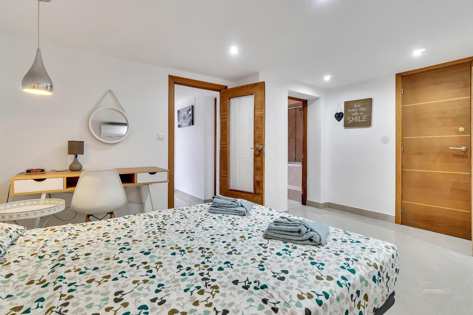 Casa Primera By Aldertons بينيسا المظهر الخارجي الصورة