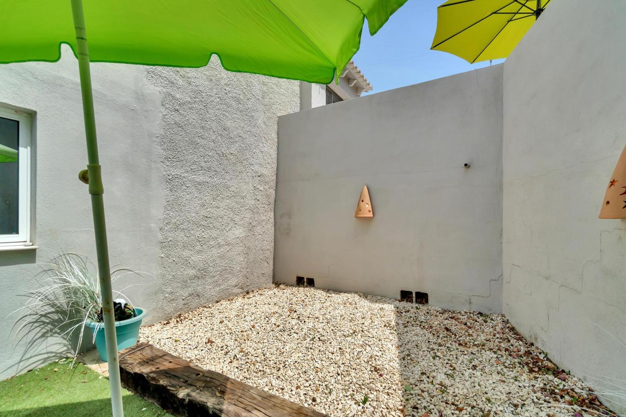 Casa Primera By Aldertons بينيسا المظهر الخارجي الصورة